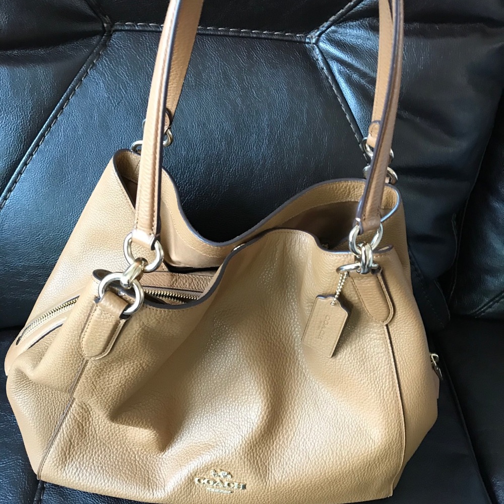 Coach Handbag big and spacious. Perfect condition.